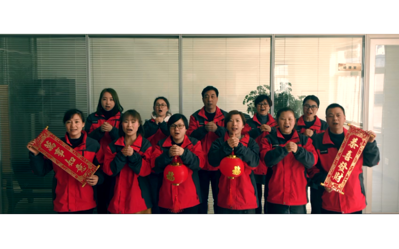 旭派電池銷售服務(wù)部給您拜年啦！