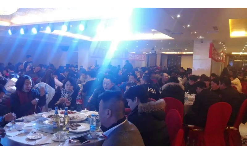 旭派電池遼寧錦州答謝會(huì)500多人參加，場(chǎng)面火熱...